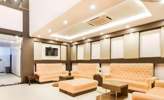 Hotel Royal Akshayam