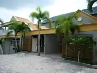Hotel Cendrawasih Hotels in Patrang