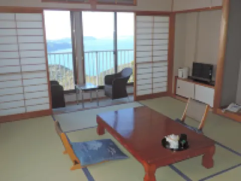 椿自然園 阿南市のホテル