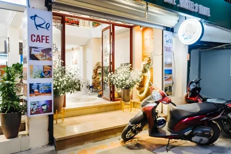 Ha Noi Re Hostel Отели рядом с достопримечательностью «Thang Long Water Puppet Theatre»