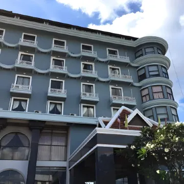Nattirat Grand Hotel