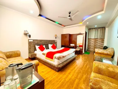 Goroomgo Moon Near Mall Road Nainital Hotels near Goludhar Mandir, Simalkha