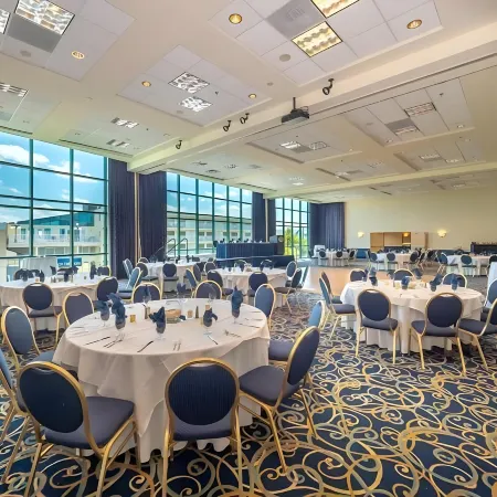 Atlantic Sands Hotel & Conference Center