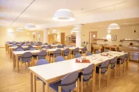 Haus der Begegnung Heilig Geist - breakfast
