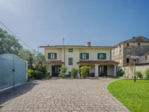 Villa Giuliana Hotel a Seravezza