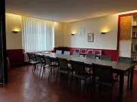 15-person gite with 6 bedrooms and bar area ideal for family reunions!