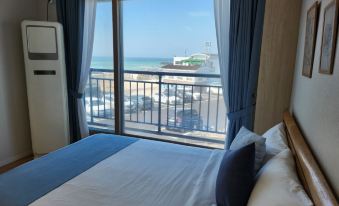 Jeju Gwakjigil Gaon Pension