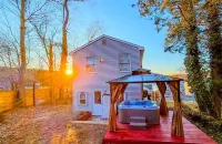 Summer Lake Escape - Hot Tub • Game Room • 1-Min Walk to Kayaking & Swimming Hotels near Buttermilk Falls