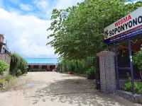 RedDoorz Syariah @ Wisma Soponyono Hotels in Pasar Baru Kota Bani