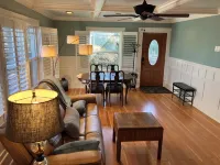 Historic 1927 Craftsman in Downtown Sequim – Walk to Everything!