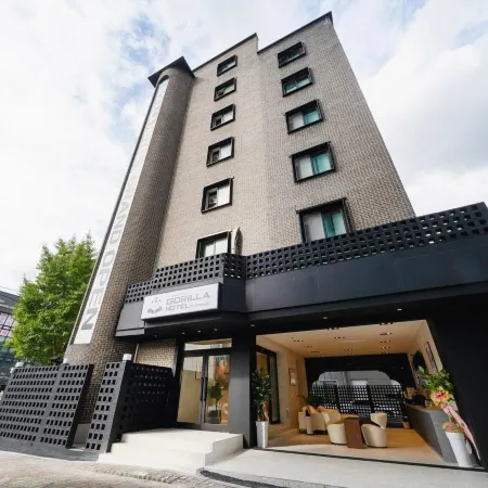 Gorilla Hotel