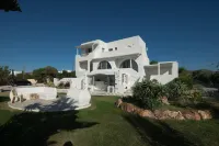 Villa Faros Small Hotel and Restaurant - Mountain view
