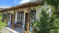 Rosella Cottages - Homestay - Yogyakarta Hotel dekat sorah