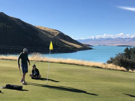 Tailor Made Tekapo Accommodation - Guesthouse & Hostel