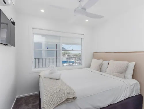Relax on Marine Parade 2 BDR Apartment - 3-Star