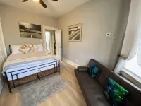 Charming 2 Bedrooms apt One step to NYC Hotels in West New York