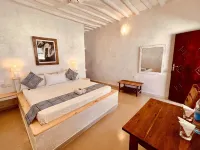 White Dream Lodge & Restaurant, Beach Front, Ocean View - 3-Star