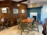 Punch House Monmouth فنادق في كول فورد
