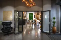 Xerion Hotel