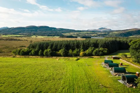 Cardross Estate Glamping Отели в г. Киппен