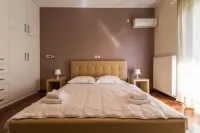 Amazing 2 Bdrm Sea View Holiday Apt