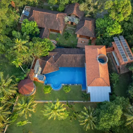 Ama Stays & Trails Lily Pad, Kumarakom