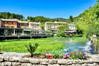 Maison Harmonie Hotels in Monteux