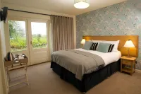 The Marquess of Exeter Hotels in Corby