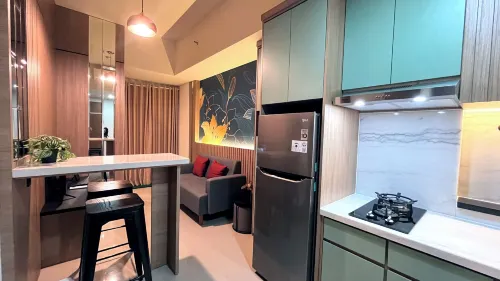 Warm and Homey 2Br at Vida View Makassar Apartment - Condos