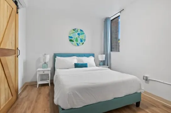 城鎮街醫療閣樓