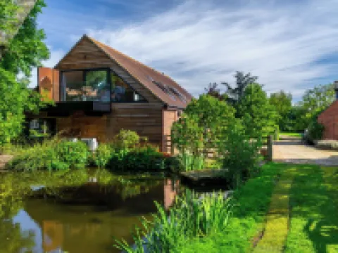 14 Acres Hotels in Daventry District