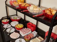 Hôtel Raspail Montparnasse Hotel berhampiran Stesen Metro Vavin