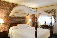 Lamies Inn & the Old Salt Tavern Các khách sạn ở Hampton
