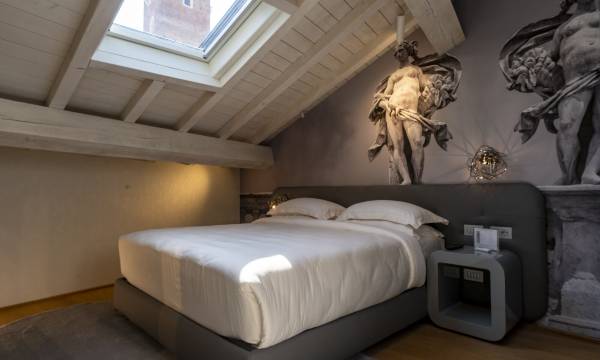 Lords of Verona Luxury Apartments