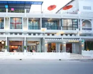 De Sea Almond Resort Hotels in 