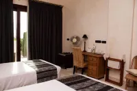 Hotel Villarocamar - 3-Star