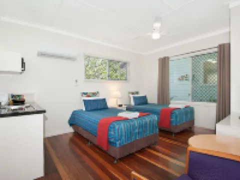 La Costa Beachside Motel Hotels in Bilinga