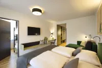 Jufa Hotel Laterns - Klangholzhus Отели в г. Дамюльс