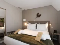 Omid Boutique Hotel Hotels near Beato