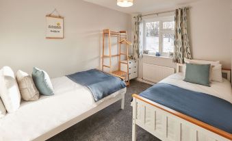 Host & Stay - Station Cottage