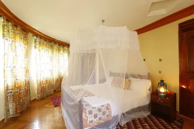 Top of the World Lodge Hotels in Bunyangabu