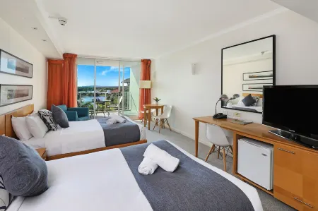 Pelican Waters Resort