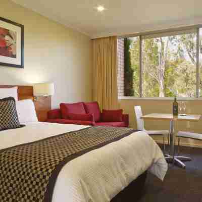 Parkview Motor Inn and Apartments Rooms