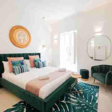 Sr-I754-Alag22a1 - Amate Case Rooms