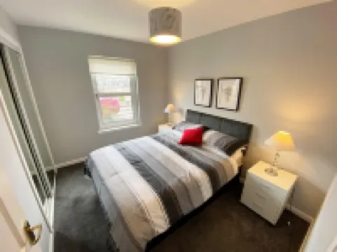 New Super 2 Bedroom Flat in Falkirk Hotels in Falkirk