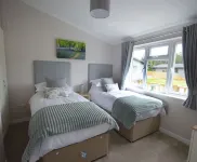 Hollicarrs - Hares Leap