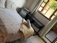 Woods Hostel Hotels near Pampulha