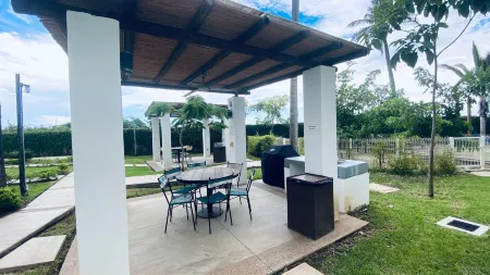 Almar 303 Apartments Отели рядом с достопримечательностью «Playas de Mazatlan»