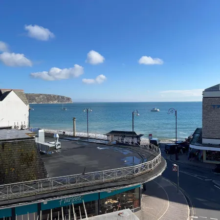 Apartment - Centre of Swanage Stunning Sea Views