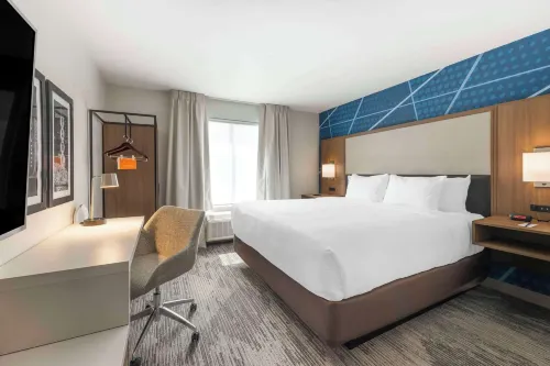 Comfort Inn & Suites Gallatin - Nashville Metro فنادق في Gallatin